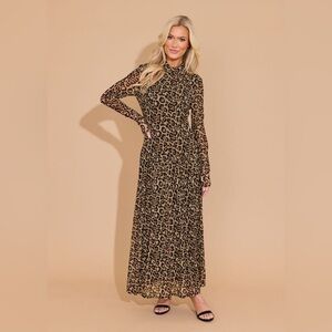 NWT Alden Adair Mochi Cheetah Print Midi dress - size small